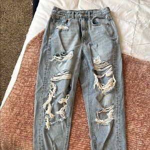 American Eagle ripped high rise jeans Sz 00R